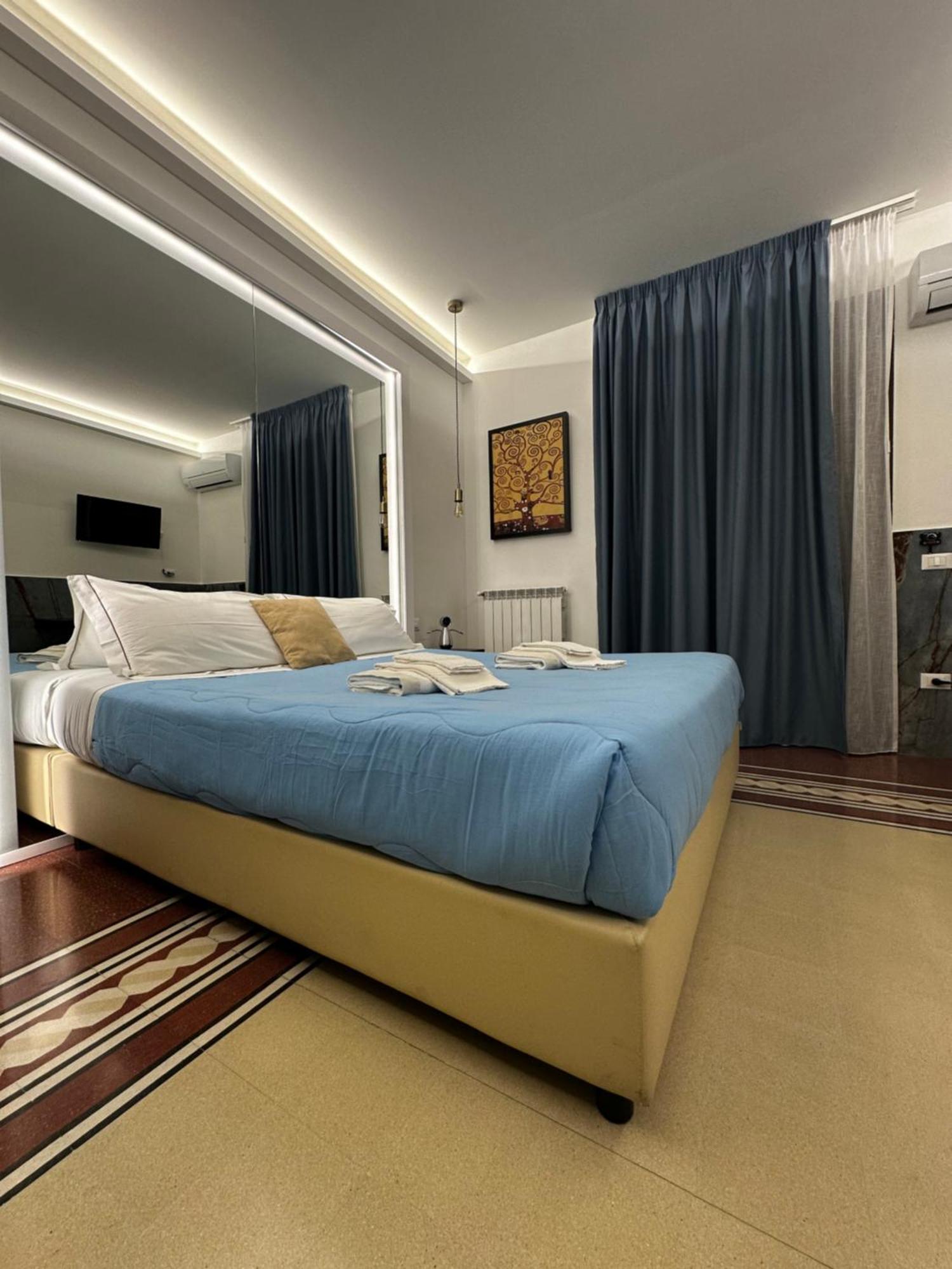 Abside Suite & Spa Palermo Exteriör bild
